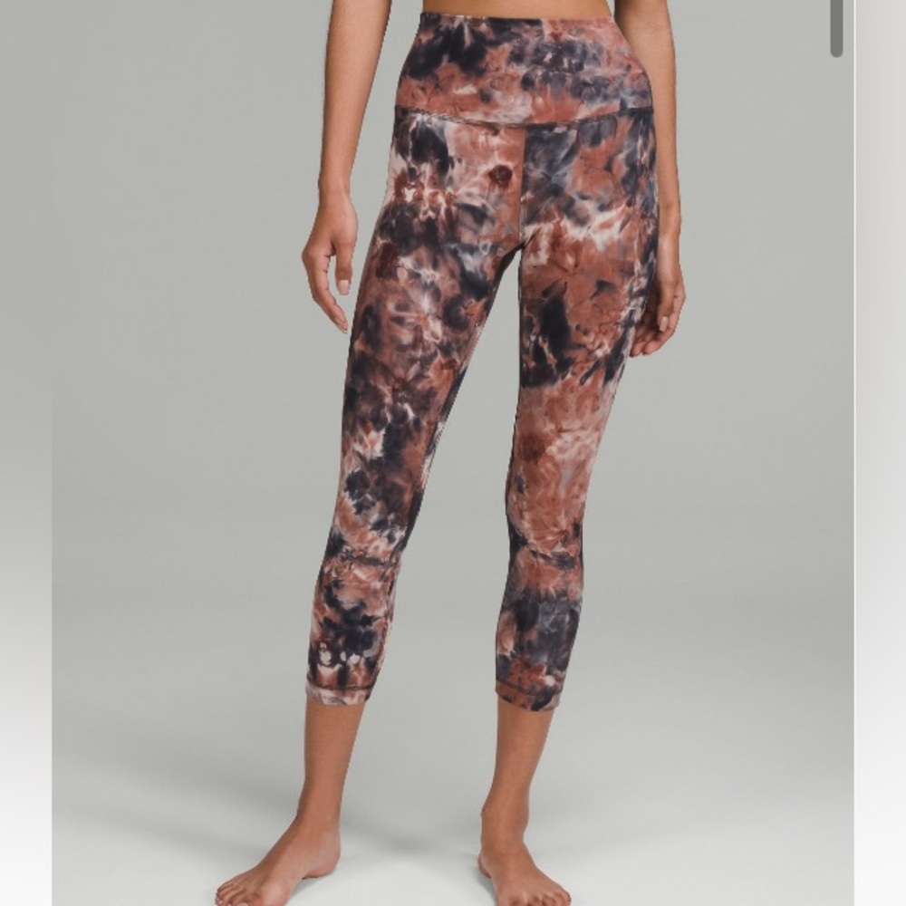 LULULEMON Align High Rise crop 23”